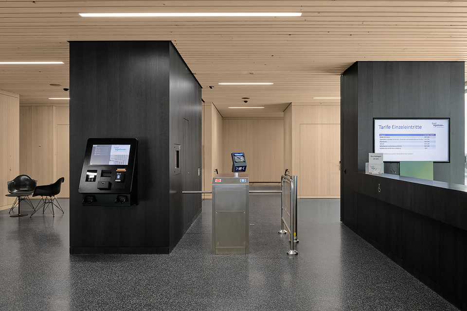 Eingangsbereich Bad Egelsee